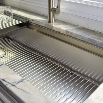The Galley Ideal Workstation
