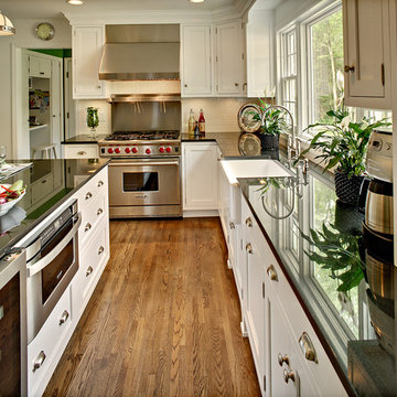 White Kitchen in Basking Ridge