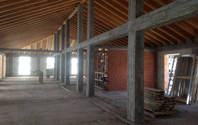 Prima Sottotetto, Poi Attico Bianco Zen su Due Livelli