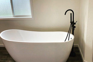 Bathroom - bathroom idea in Portland