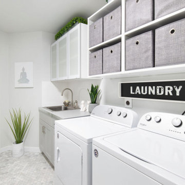 Brookside Pass Bathroom & Laundry Room