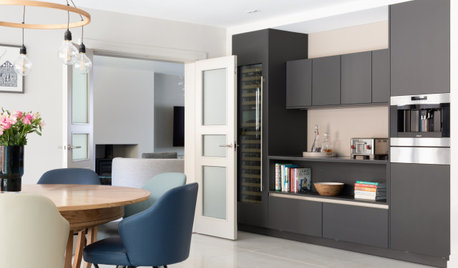 Houzz Tour: A New-build Home With Space for Play and Relaxation