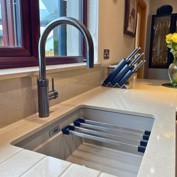 White Handleless Kitchen in Mintlaw