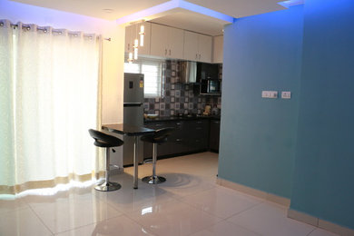 Example of a zen living room design in Hyderabad