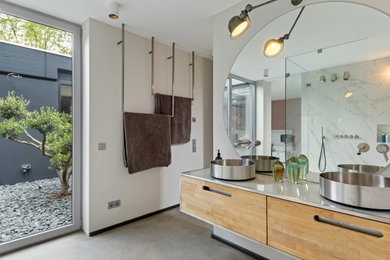 Modernes Badezimmer in Düsseldorf