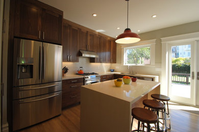 Kitchen - mid-century modern kitchen idea in San Francisco