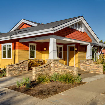 Lawrence Street House and Cottage