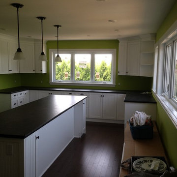 Addition to existing house to extend kitchen area