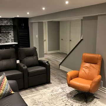 Entertainment Room: Hamilton, Ontario, Canada