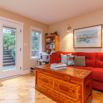 10953 Chalet Road - $1,222,000 – MLS 866008