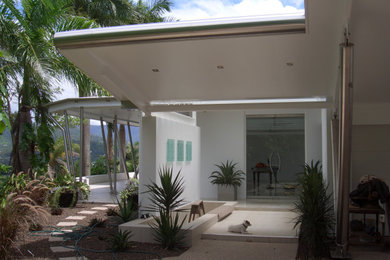 Design ideas for an exterior in Cairns.
