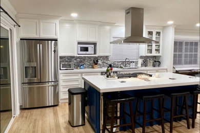 Example of an arts and crafts kitchen design in San Francisco