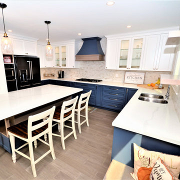 TRANSITIONAL KITCHEN
