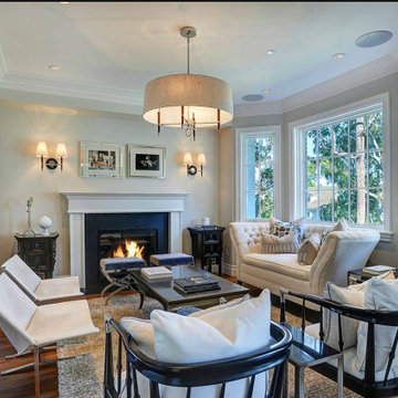 725 Napoli Drive, Pacific Palisades
