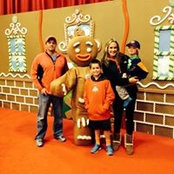 Jonathan Schoolerさんの写真