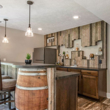 Home Bars, Bonus Rooms & Features
