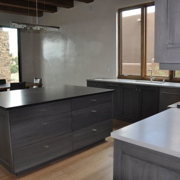 A Modern Style Home (Santa Fe, NM)
