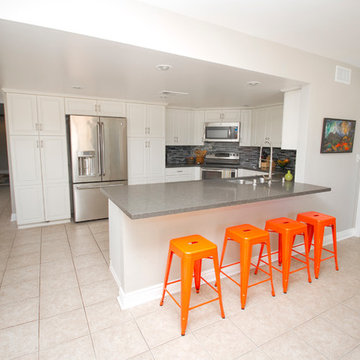 Mid Century Section 10 Kitchen