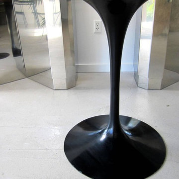 Fiberglass Tulip Table, Mad Men Collection by Barcelona Designs