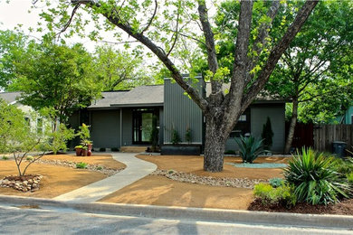 Inspiration for a southwestern home design remodel in Austin