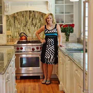 Designer's White Kitchen