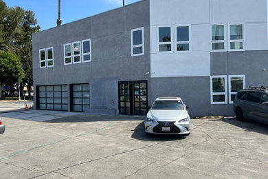 Garage photo in Los Angeles