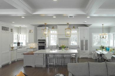 Inspiration for a transitional home design remodel in New York