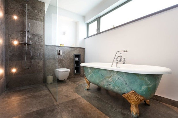 Современный Ванная комната by StudioD