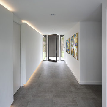 Meander House
