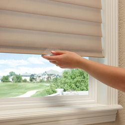 Hunter Douglas Silhouette&reg; - Window Blinds