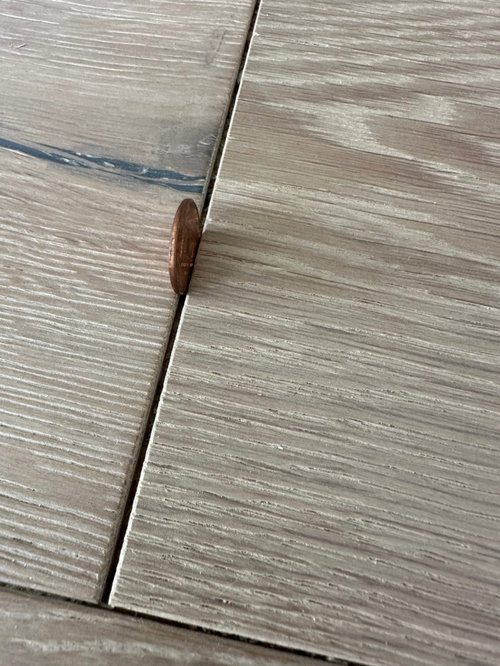 Engineered hardwoodGaps and Squeaks