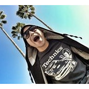 Foto de RayRay Intl
