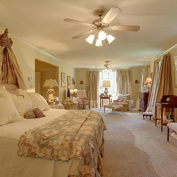 Traditional Home Interiors