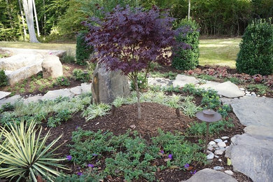 Design ideas for a traditional landscaping in Baltimore.