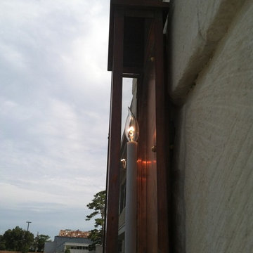 Electric Lanterns Mounted on Columns