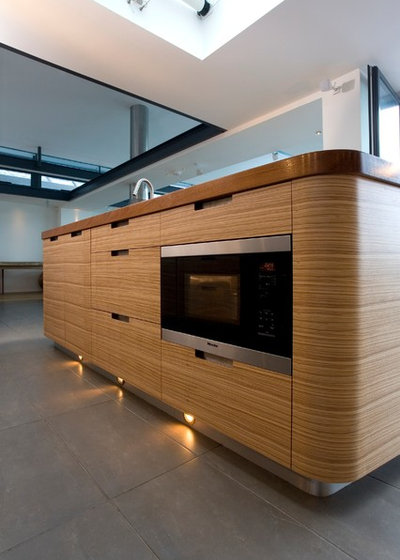 Contemporary Kitchen by Artichoke