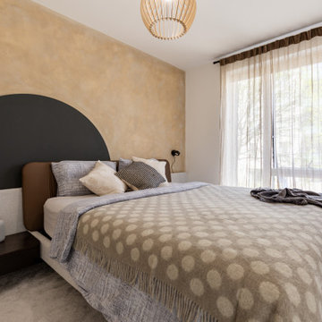 Spacious 2 Bed Duplex with an earthy colour scheme