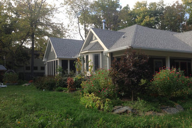 Arts and crafts exterior home photo in Other