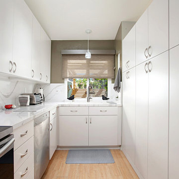 Brittanicca Quartz Kitchen