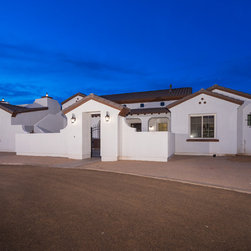Excelsior Court Custom - Products