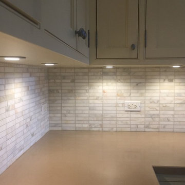 Under Cabinet LED Strip Lighting & Puck Lights