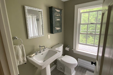 Inspiration for a cottage bathroom remodel in Boston