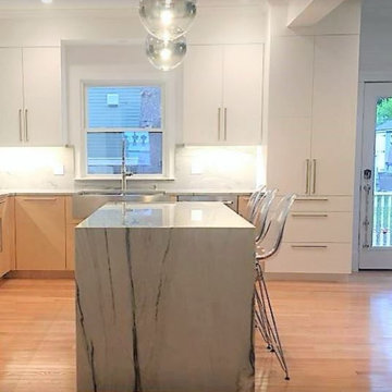 Cambridge Dazzling Modern Kitchen