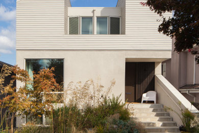 Dreistöckiges Modernes Einfamilienhaus mit Putzfassade in Vancouver