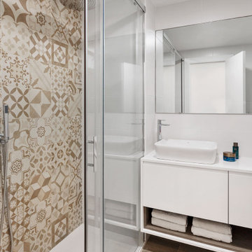 Baño principal - Apartamento en primera línea de playa