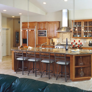 Custom Kitchen Cabinets