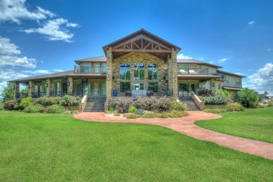 Example of a classic exterior home design in Austin