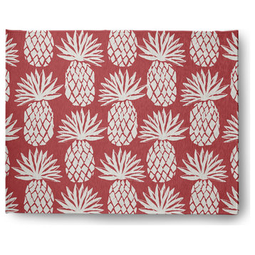 8' x 10' Pineapple Pattern Indoor/Outdoor Rug, Ligonberry Red
