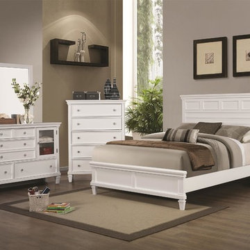 Camellia Queen Bedroom Group: Cottage Style