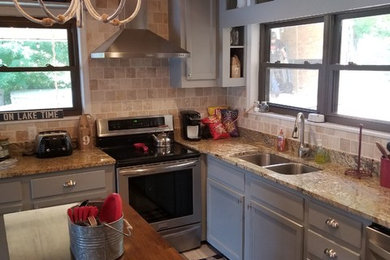 Kitchen - kitchen idea in Atlanta